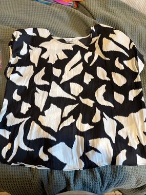 THREE NINE WEST WOMENS BLOUSES-XXL-PRICE IS FOR ALL 3!!!